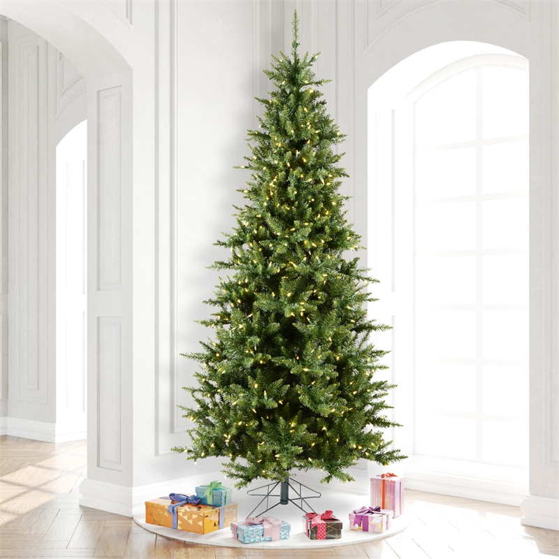 Vickerman Plastic Artificial Christmas Tree with 1000 LED Lights in Green