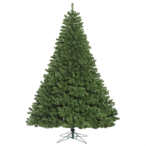 Vickerman Plastic Green Artificial Christmas Tree with 2643 PVC Tips in Green