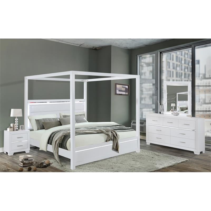 Bella Esprit 4-piece Wood Canopy Queen Bedroom Set with LED Lighting in White