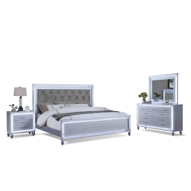 Reve & Belle Crystal Tufted Headboard w/LED lights 4pc King Bedroom Set Silver