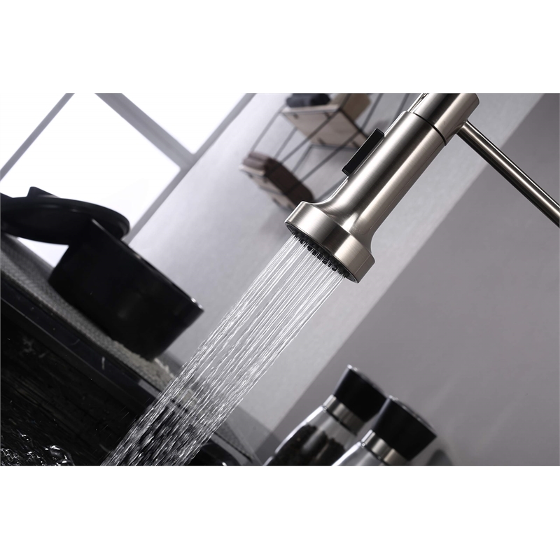 Lexora Home Lanuvio Brass Kitchen Faucet with Pull Out Sprayer in Chrome