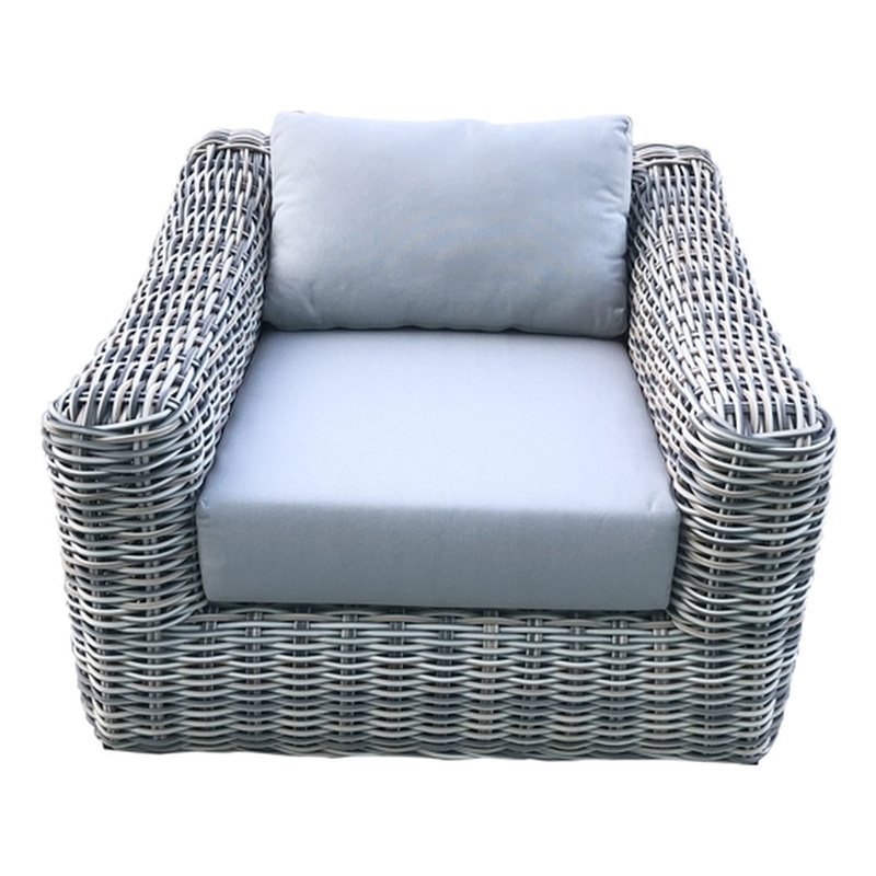 Hawaii Three-Tone Wicker Gray/Off White/Beige Arm Chair in Silver Gray Cushion