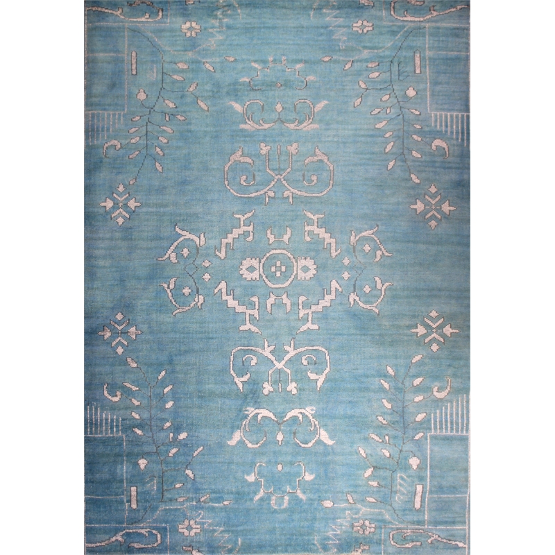 Emblem 02 8X10 Blue Knotted Wool Area Rug Allover
