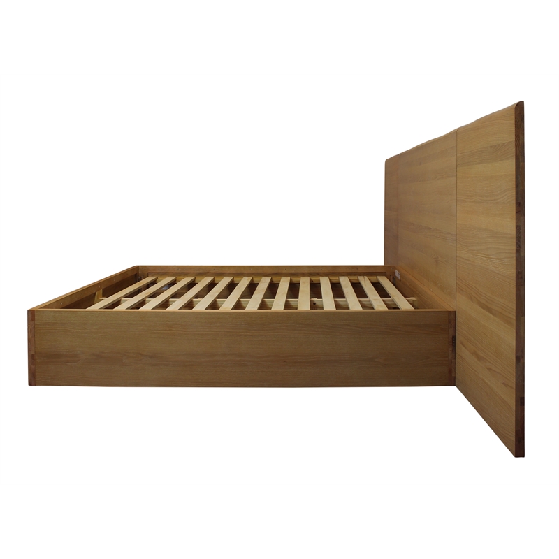 Sarasota Queen Bedroom Set with 2 Small Nightstands in Natural