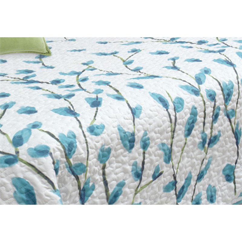 Safdie & Co. 3-piece Polyester Daphne King Quilt Set in Multi-Color