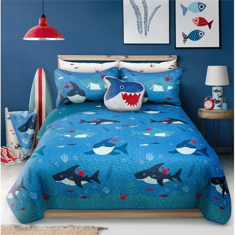 Safdie & Co. 3-piece Polyester Shark Double Queen Quilt Set in Multi-Color