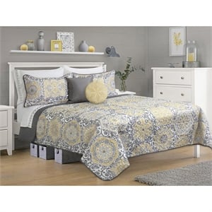 Safdie & Co. 3-piece Polyester Jensen Double Queen Quilt Set in Multi-Color