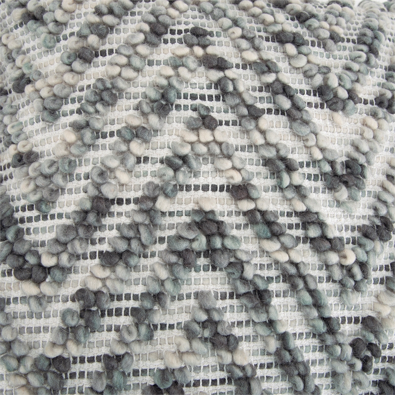 Rizzy Home Chevron 20