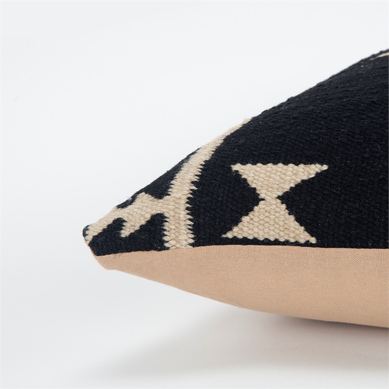 Rizzy Home Southwestern 18