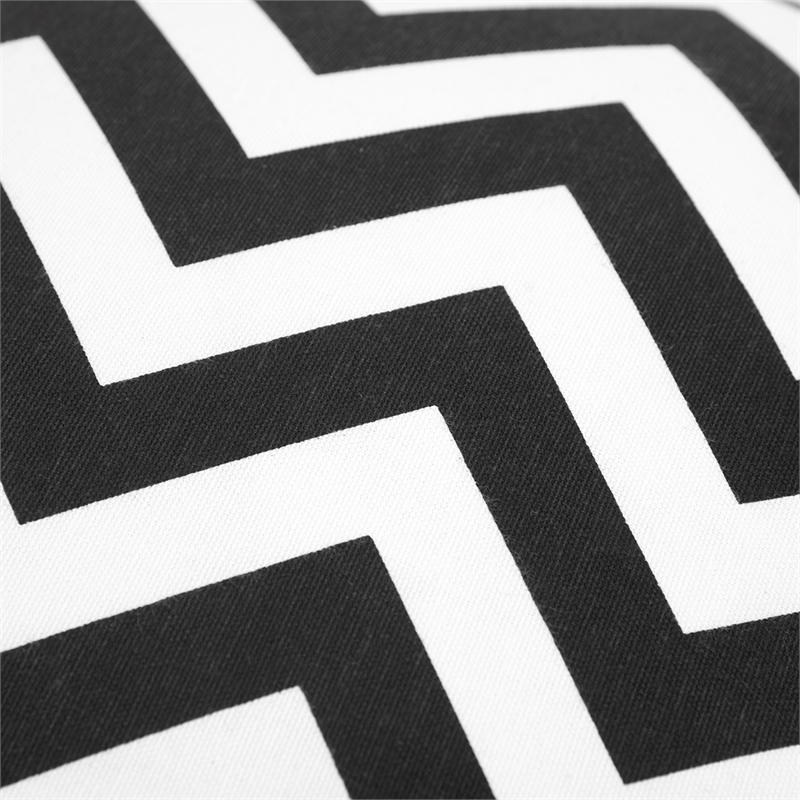 Rizzy Home Chevron 18