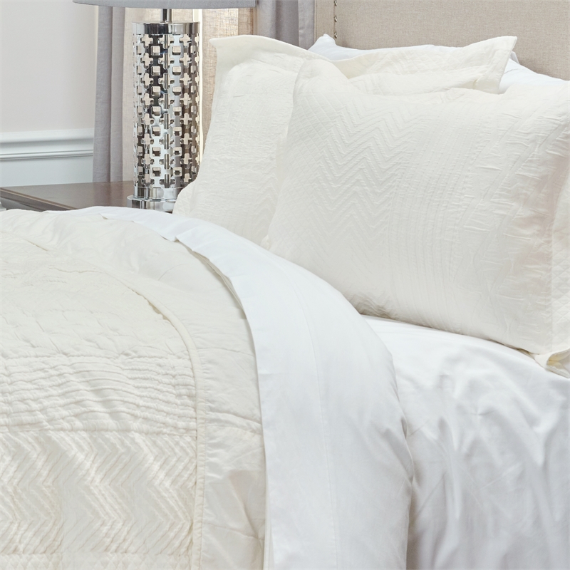 Rizzy Home Camilla Matelasse 20