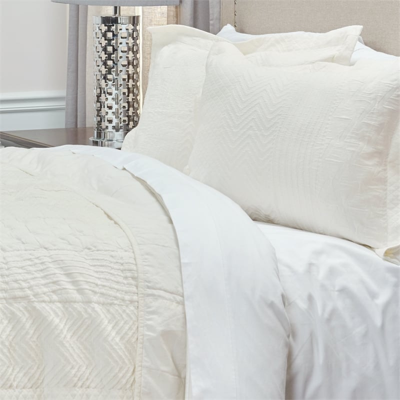 Rizzy Home Camilla Matelasse 20