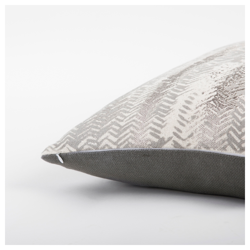 Rizzy Home Chevron 20