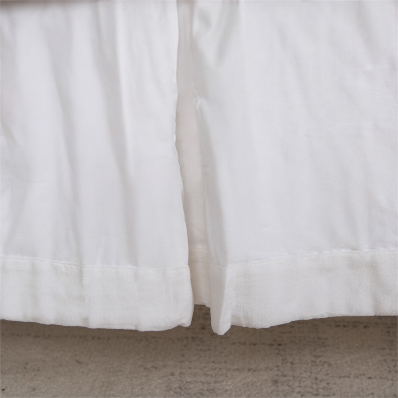 Rizzy Home Velvet Trim 26