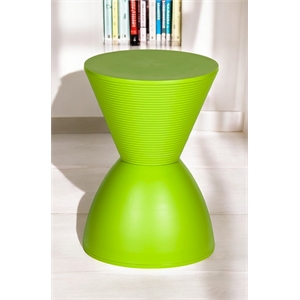 Pangea Home Bongo Polypropylene Plastic Indoor/Outdoor Side Table in Green