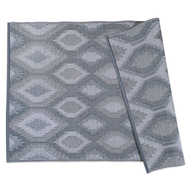DII 4x6' Modern Style Plastic Ikat Outdoor Rug in Gray Finish Cymax