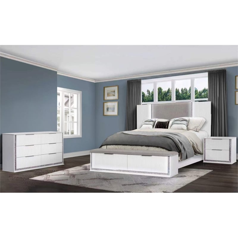 Best Quality Furniture White Wood King Platform Bed with LED Lights and Storage