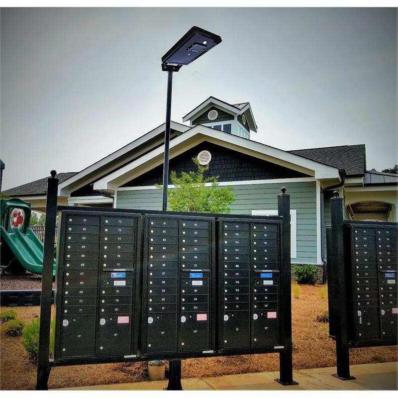Afuera Living Solar Power AI-Smart Cree LED Area Parking Light in Black