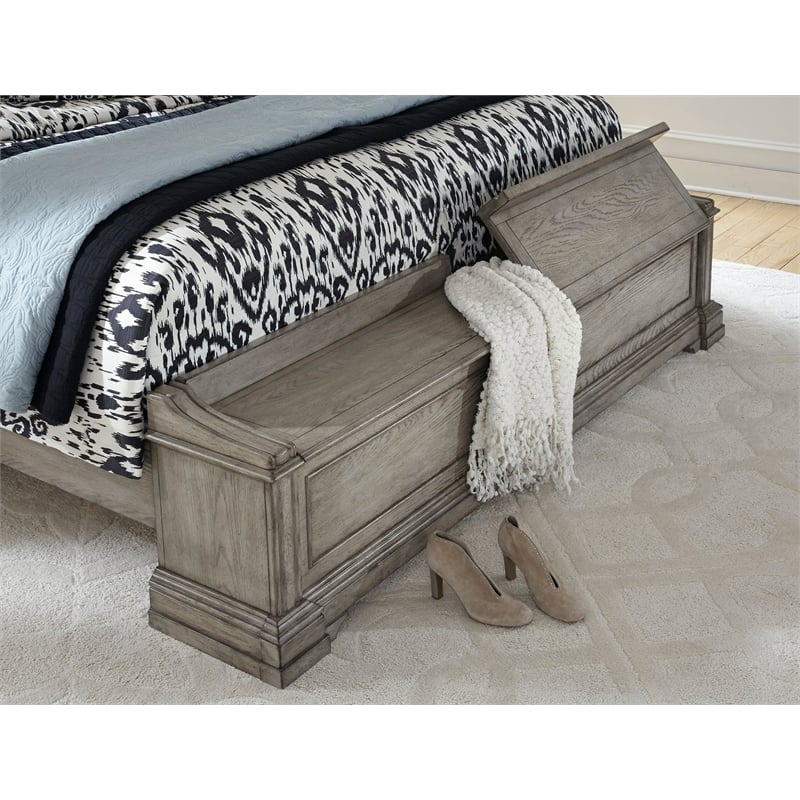 Pulaski Madison Ridge Queen Panel Bed With Blanket Chest Footboard in Taupe