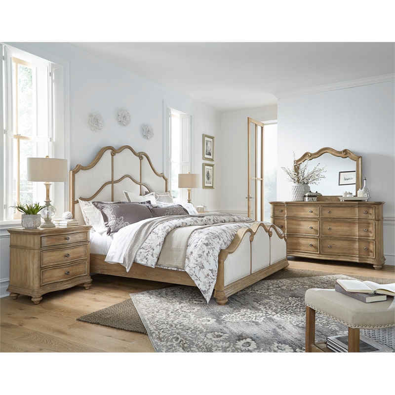 Pulaski Weston Hills Queen Upholstered Bed in Flax Seed