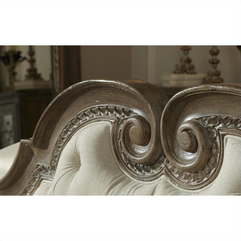 Pulaski Arabella Button Tufted Upholstered Bed in Medium Wood 211170