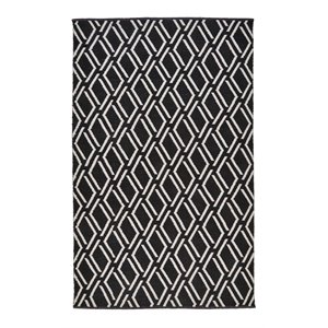 feizy coastal layers 5' x 8' outdoor diamonds fabric area rug in black/white