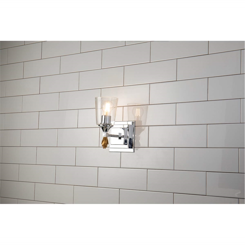 Lucas McKearn Vetiver 1-light Gold Flame-shaped Bath Vanity Light in Chrome