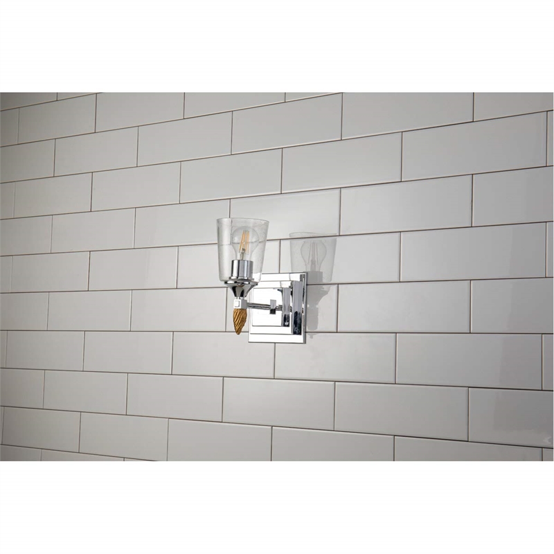 Lucas McKearn Vetiver 1-light Gold Acorn-shaped Bath Vanity Light in Chrome