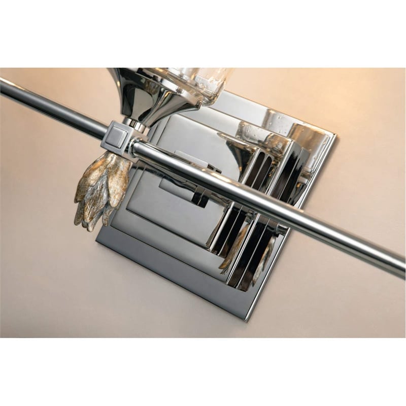 Lucas McKearn Vetiver 3-light Silver Flame-shaped Bath Vanity Light in Chrome