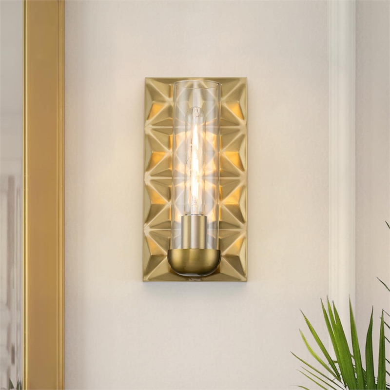 Lucas McKearn Alpha 1-Light Transitional Metal Wall Sconce in Aged Brass