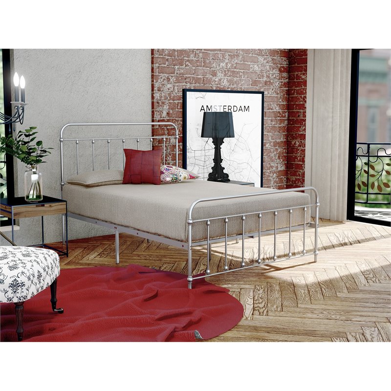 East West Furniture Garland Traditional Metal Full Bed Frame in Silver