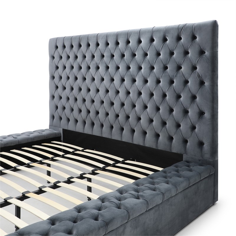 Cosmopolitan King Velvet Tufted Upholstered Storage Platform Bed in Gray