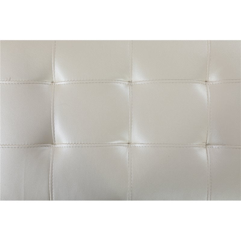 Lifestyle Furniture Catrina Left-Facing Sectional & Ottoman in Shiny White