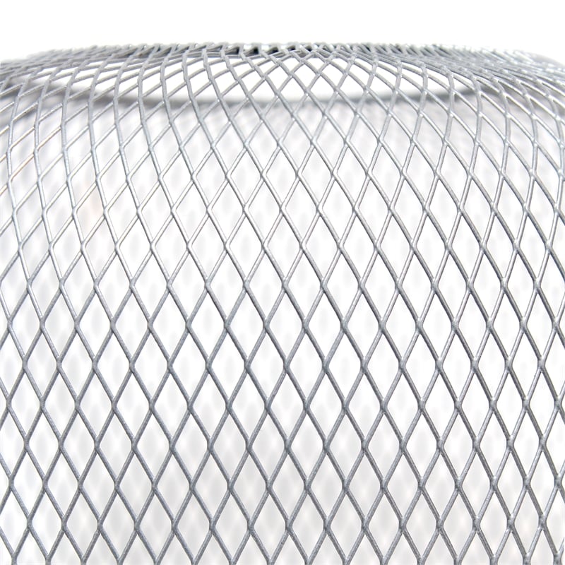 Simple Designs Metal Mesh Industrial Table Lamp in Gray