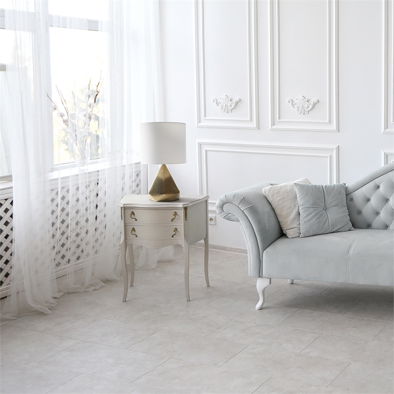 Simple Designs Solid Pyramid Table Lamp Gold