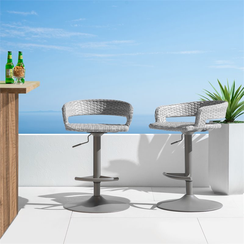 Outdoor Bar Stools