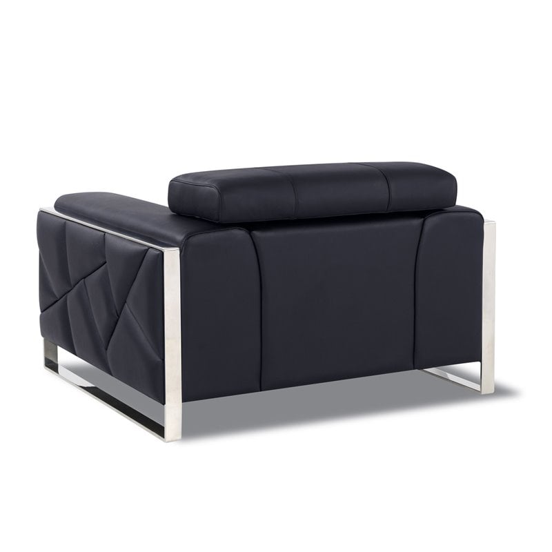 Titan Furnishings 18.5