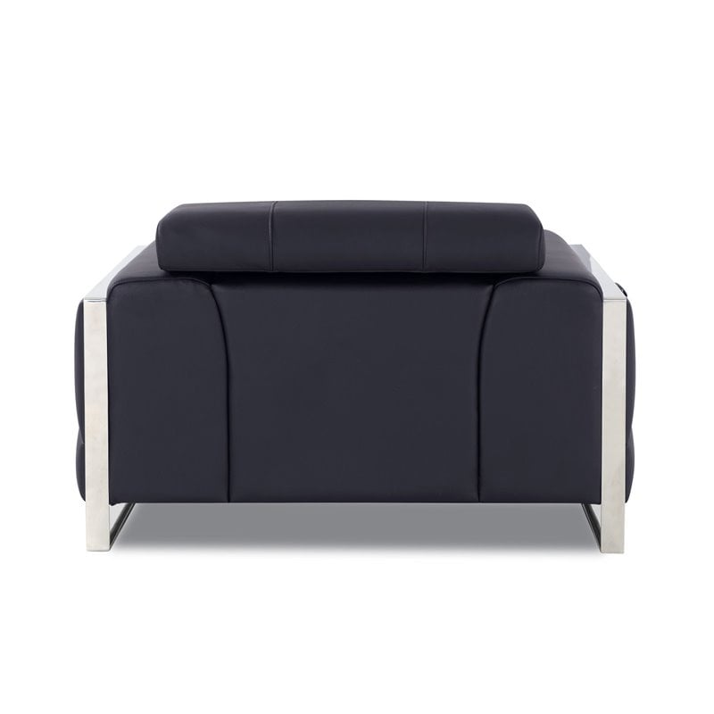 Titan Furnishings 18.5