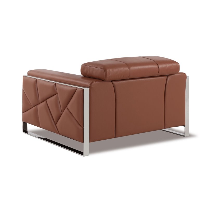 Titan Furnishings 18.5