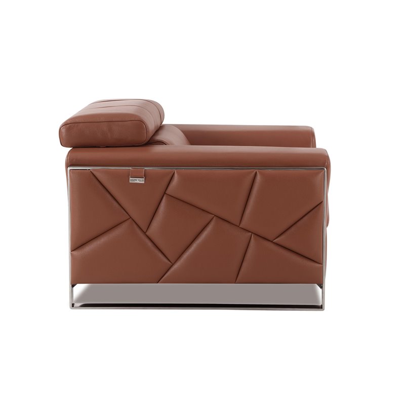 Titan Furnishings 18.5