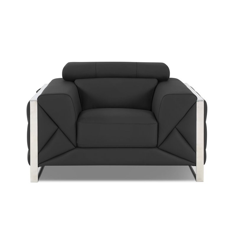 Titan Furnishings 18.5