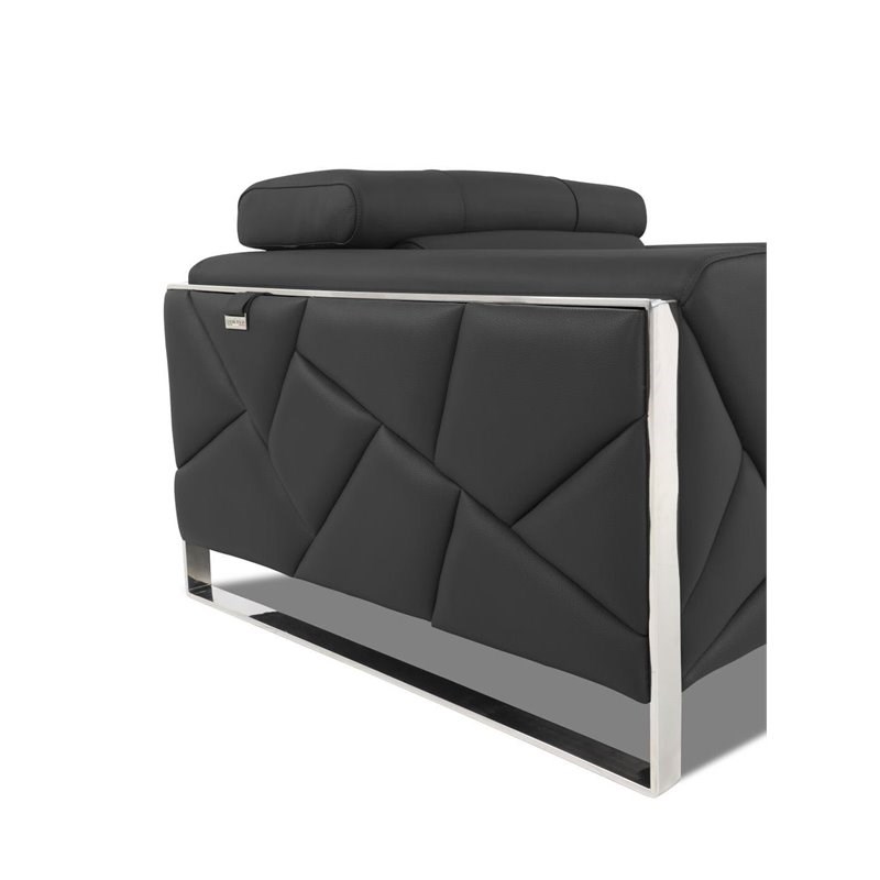 Titan Furnishings 18.5