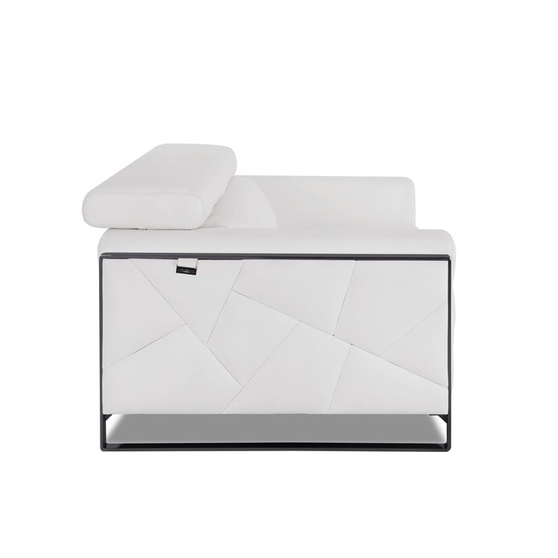 Titan Furnishings 18.5
