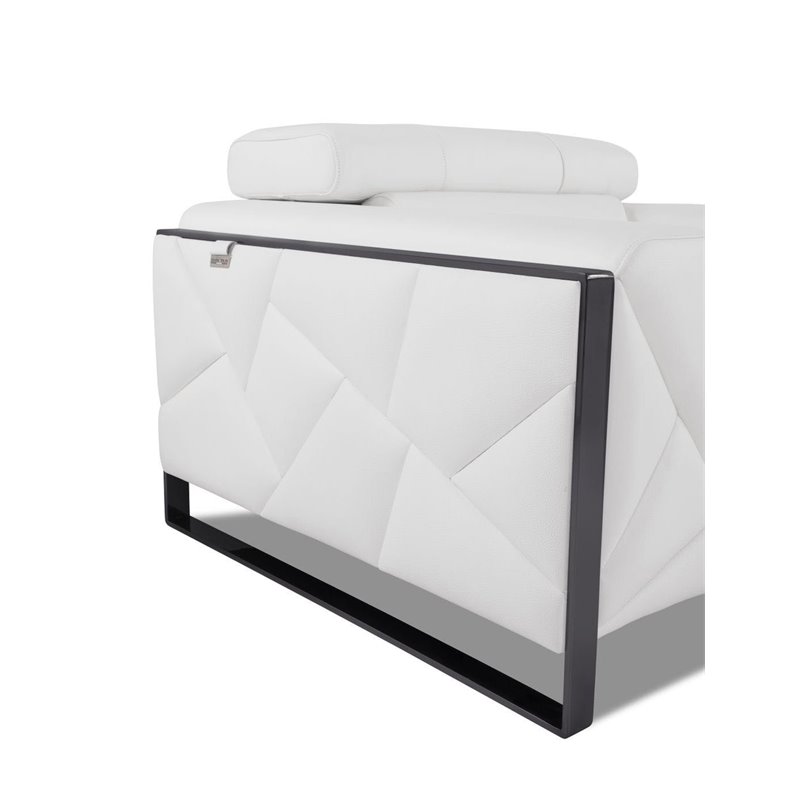 Titan Furnishings 18.5