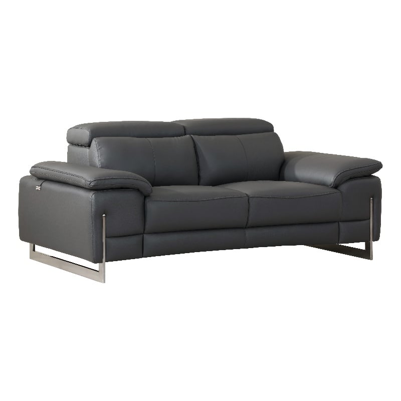 Titan Furnishings 71