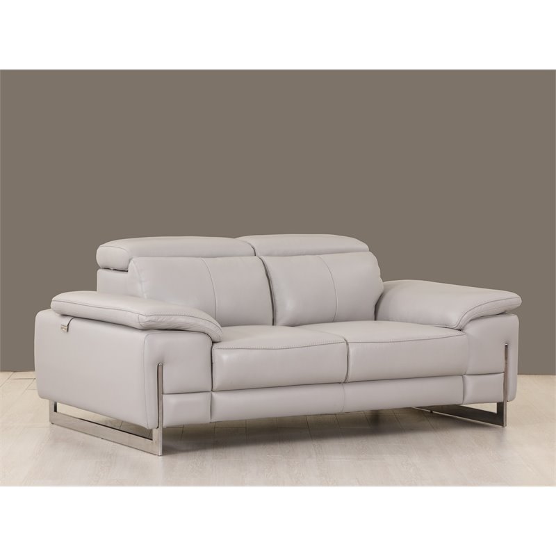 Titan Furnishings 71