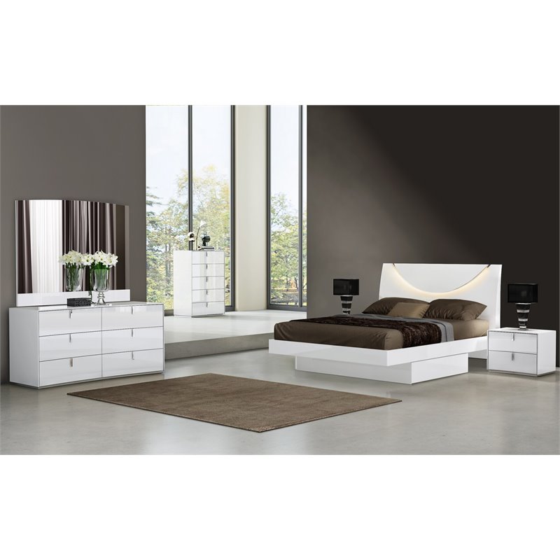 Titan Furnishings Polo Modern Lacquer Wood Chest in High Gloss White