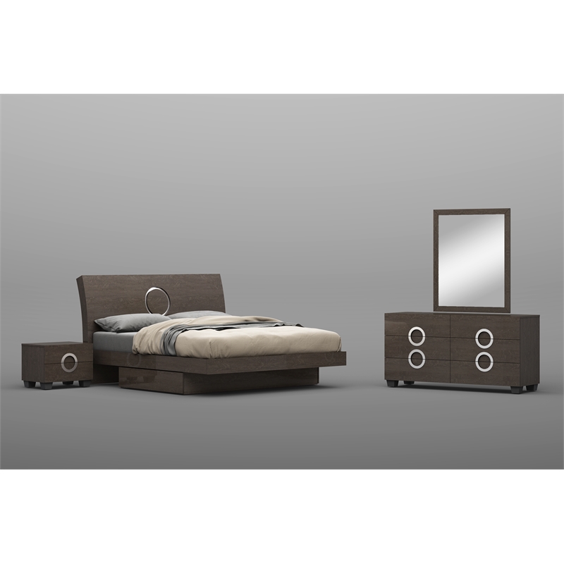Titan Furnishings Rita 4-Piece Wood California King Bedroom Set in Gray