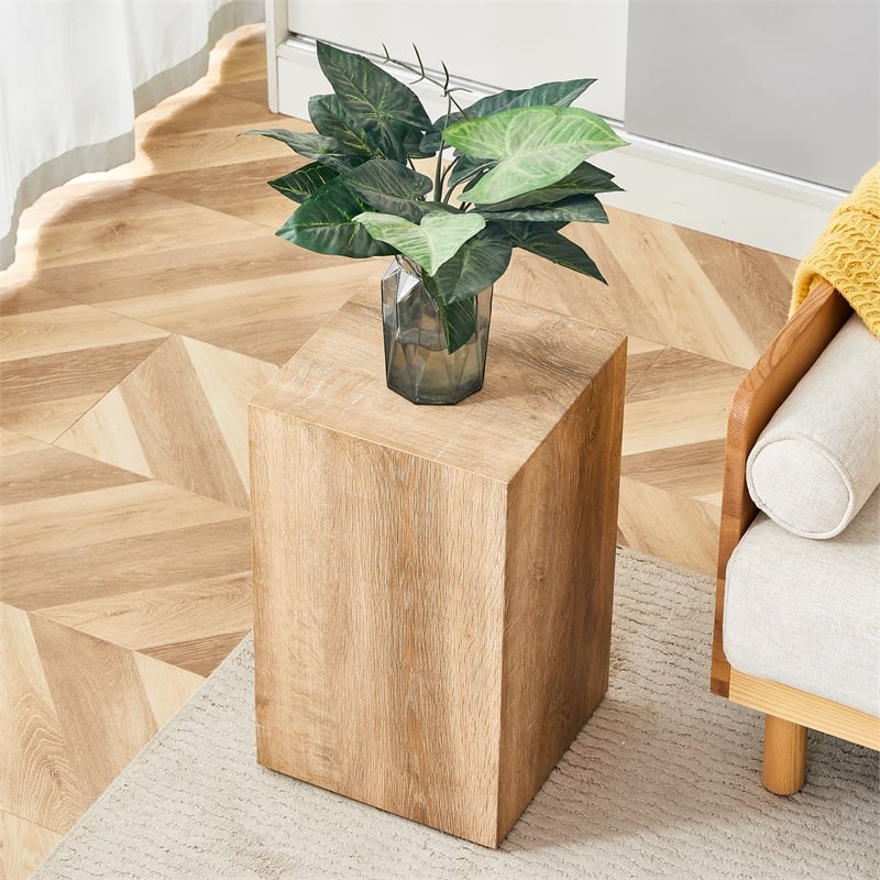 Modern solid wood Coffee Table with Light Wood Finish