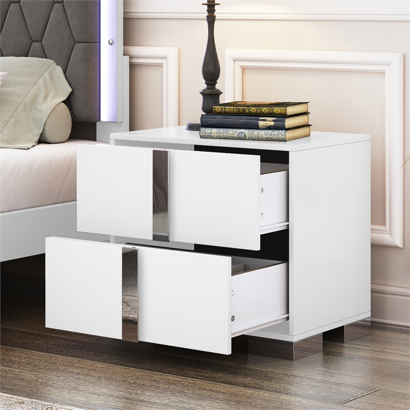 White Solid Wood 2-Drawer Nightstand with Mirrored Finish and Metal Feet
